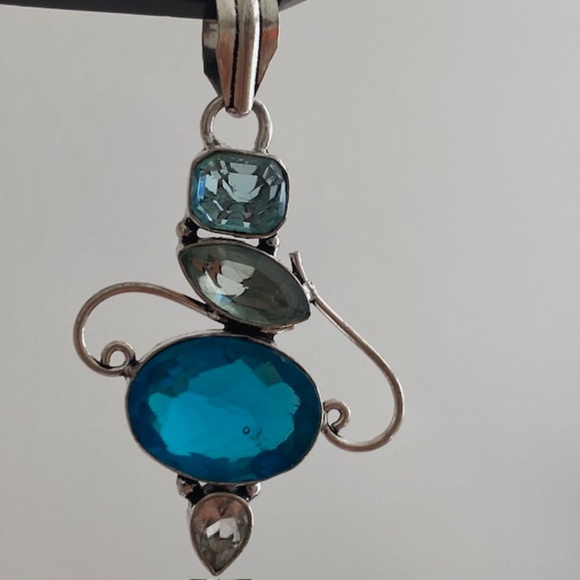 Hand Crafted Blue Topaz Tourmaline Crystal 925 Sterling Silver Pendant - Picture 4 of 6